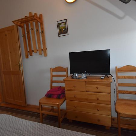 Kavarna Lucie S Ubytovanim Horní Těrlicko Dış mekan fotoğraf
